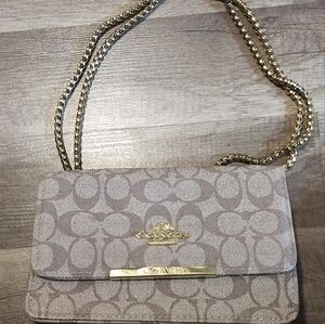 Tan shoulder bag/ crossbody